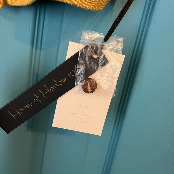 NWT × Sofia Richie Prue Knit Top | House of Harlow 1960 - Picture 7 of 7